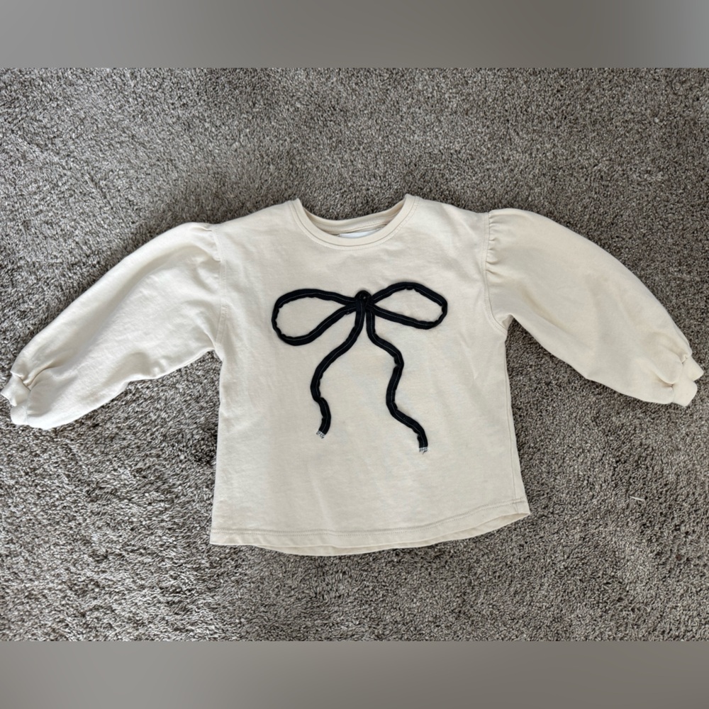 Cream Long Sleeve Top with Black Bow Zara Girls 5/6